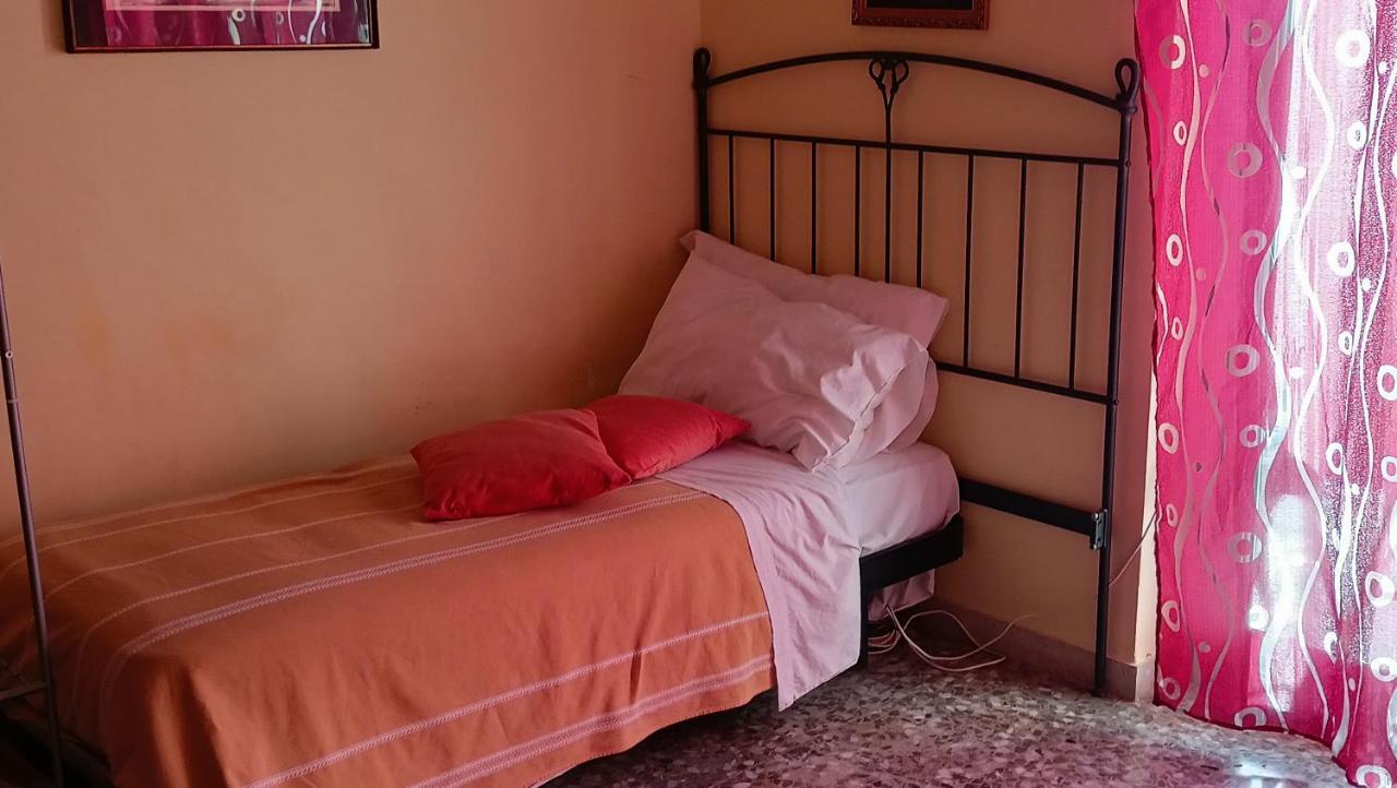 Amuny Sicily Guest House Szirakúza Kültér fotó